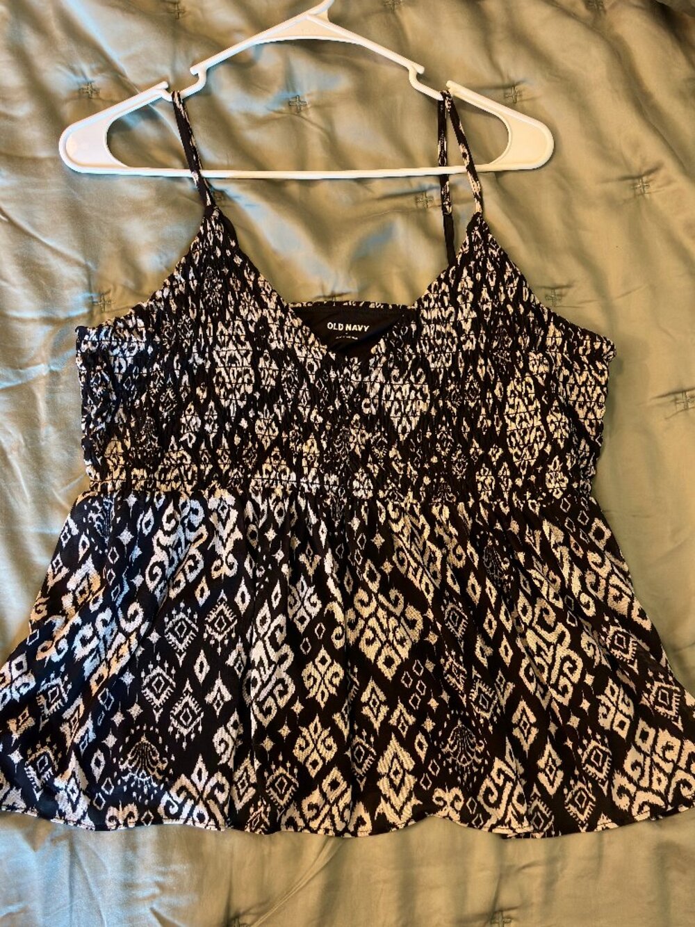 Old Navy Black & White Geometric Print Peplum Blouse- Size Large